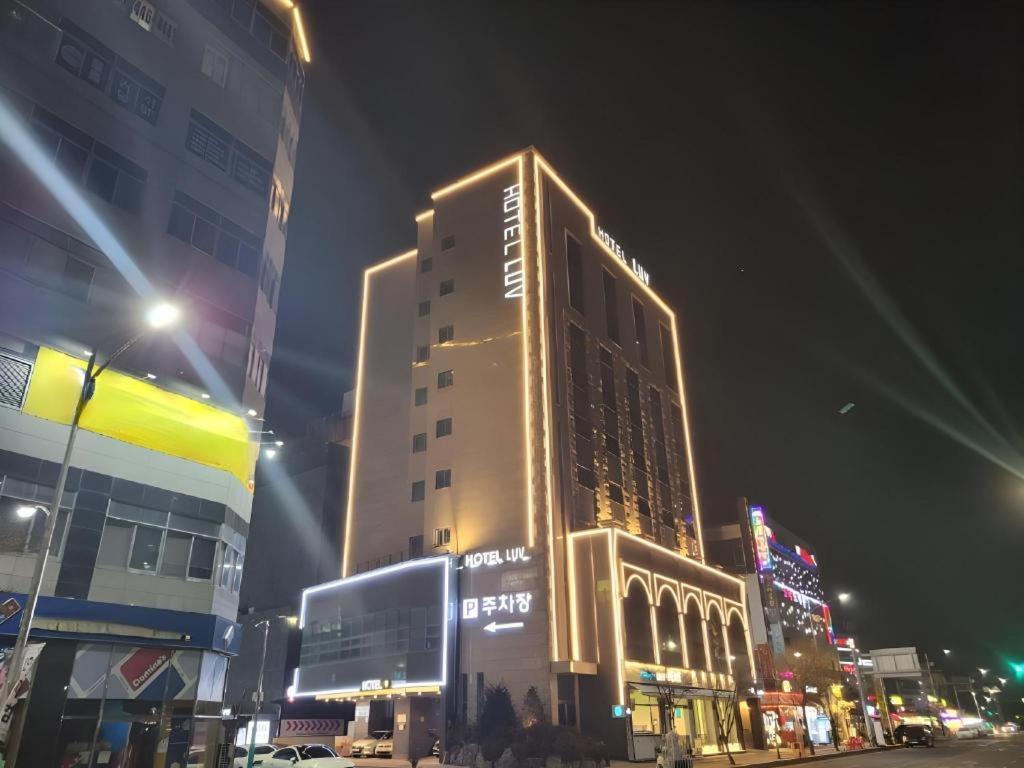 Business Design Hotel Luv Incheon Extérieur photo