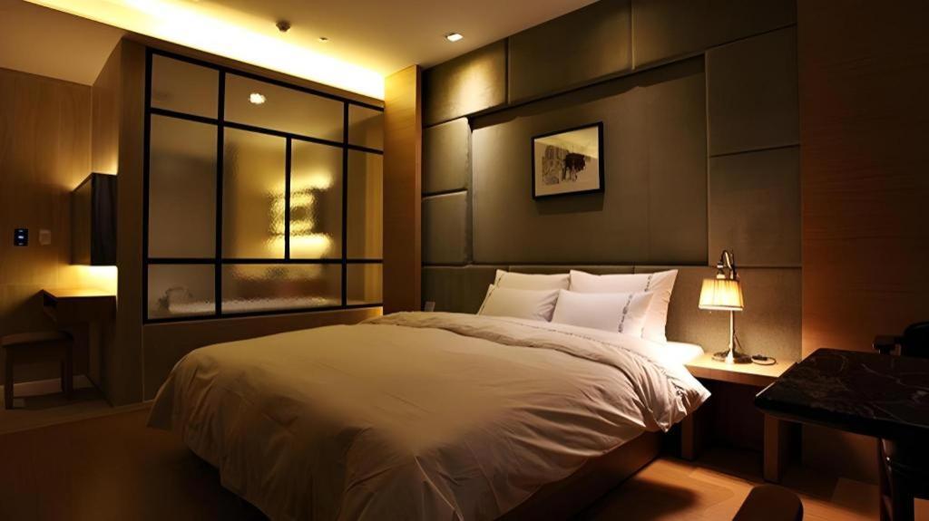 Business Design Hotel Luv Incheon Extérieur photo