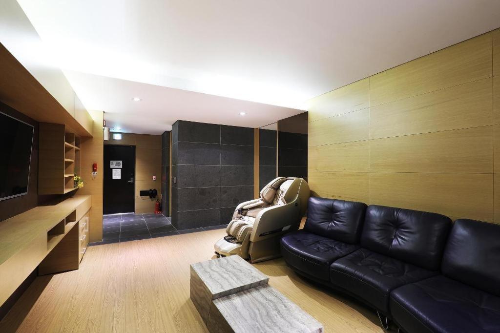 Business Design Hotel Luv Incheon Extérieur photo