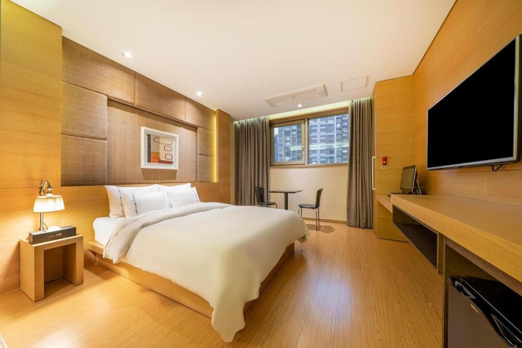 Business Design Hotel Luv Incheon Extérieur photo