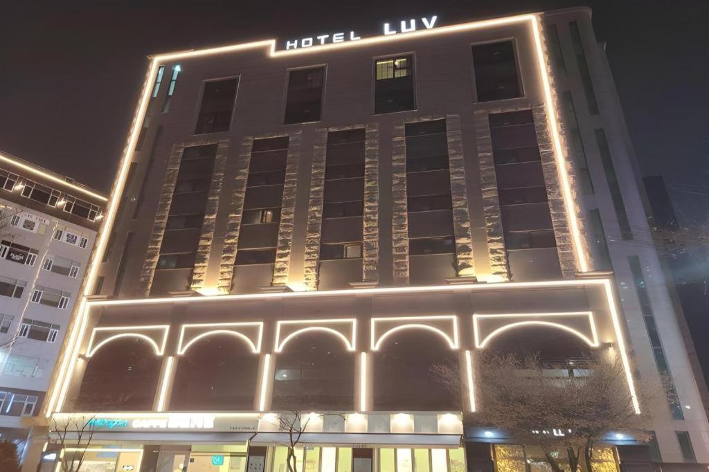 Business Design Hotel Luv Incheon Extérieur photo