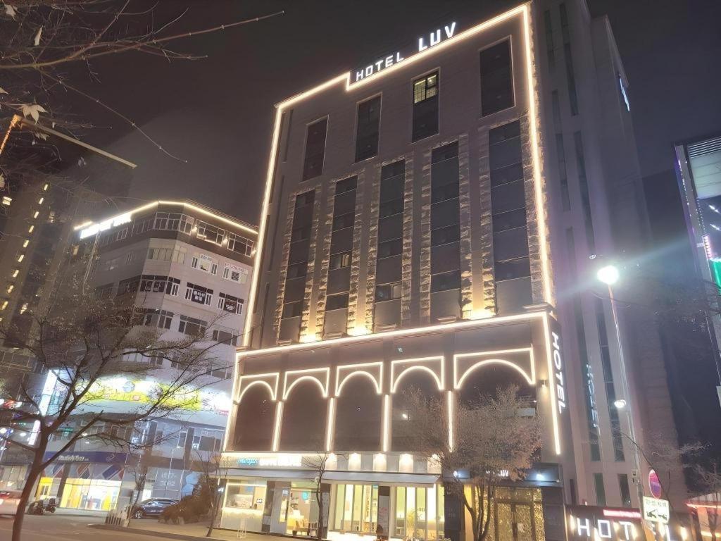 Business Design Hotel Luv Incheon Extérieur photo