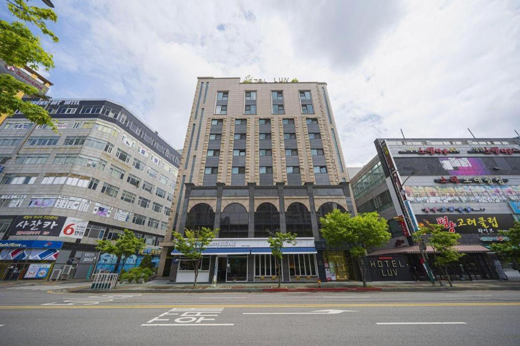 Business Design Hotel Luv Incheon Extérieur photo
