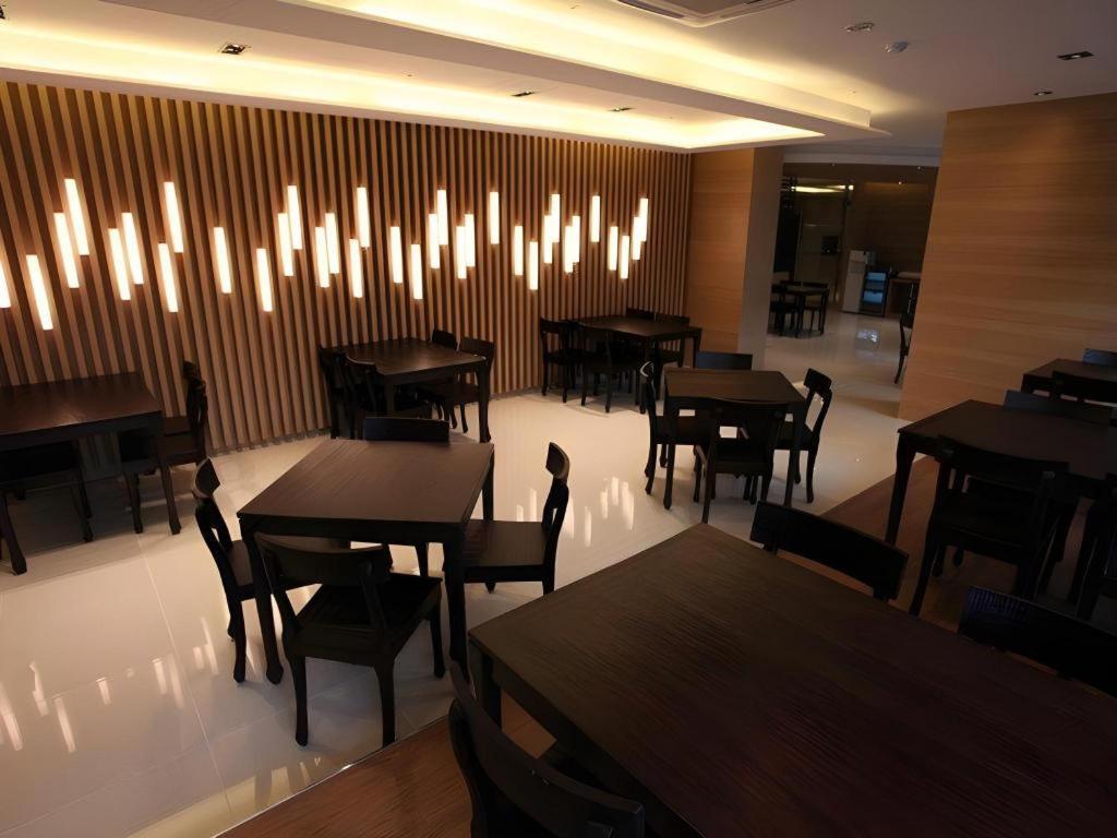 Business Design Hotel Luv Incheon Extérieur photo