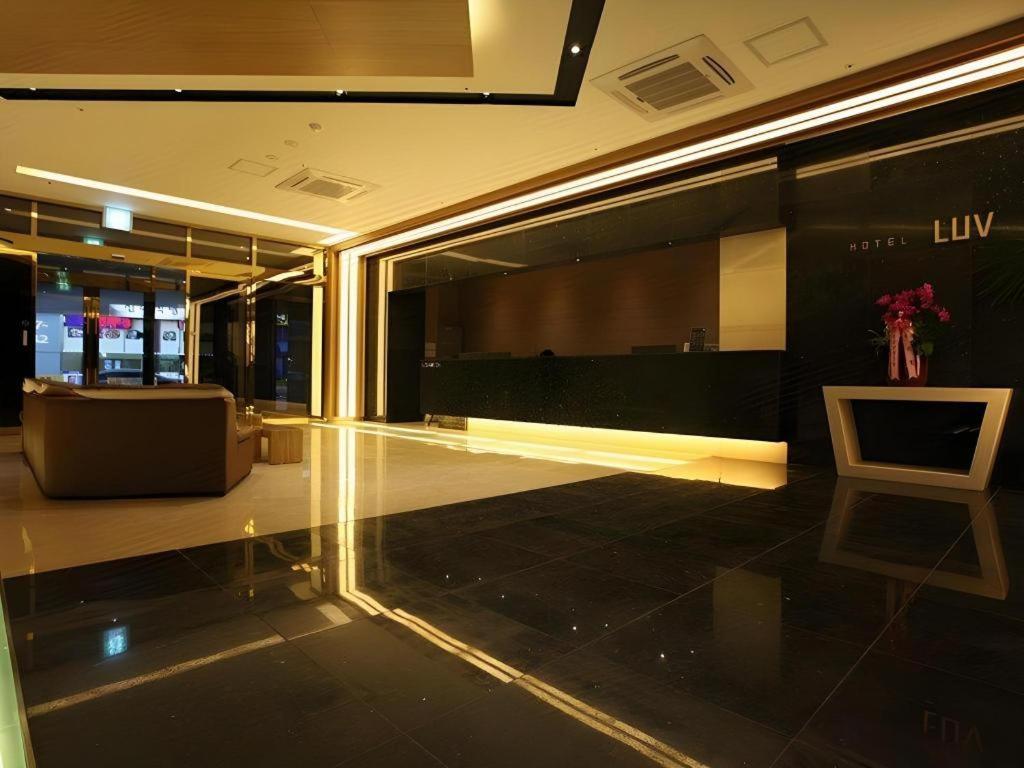 Business Design Hotel Luv Incheon Extérieur photo